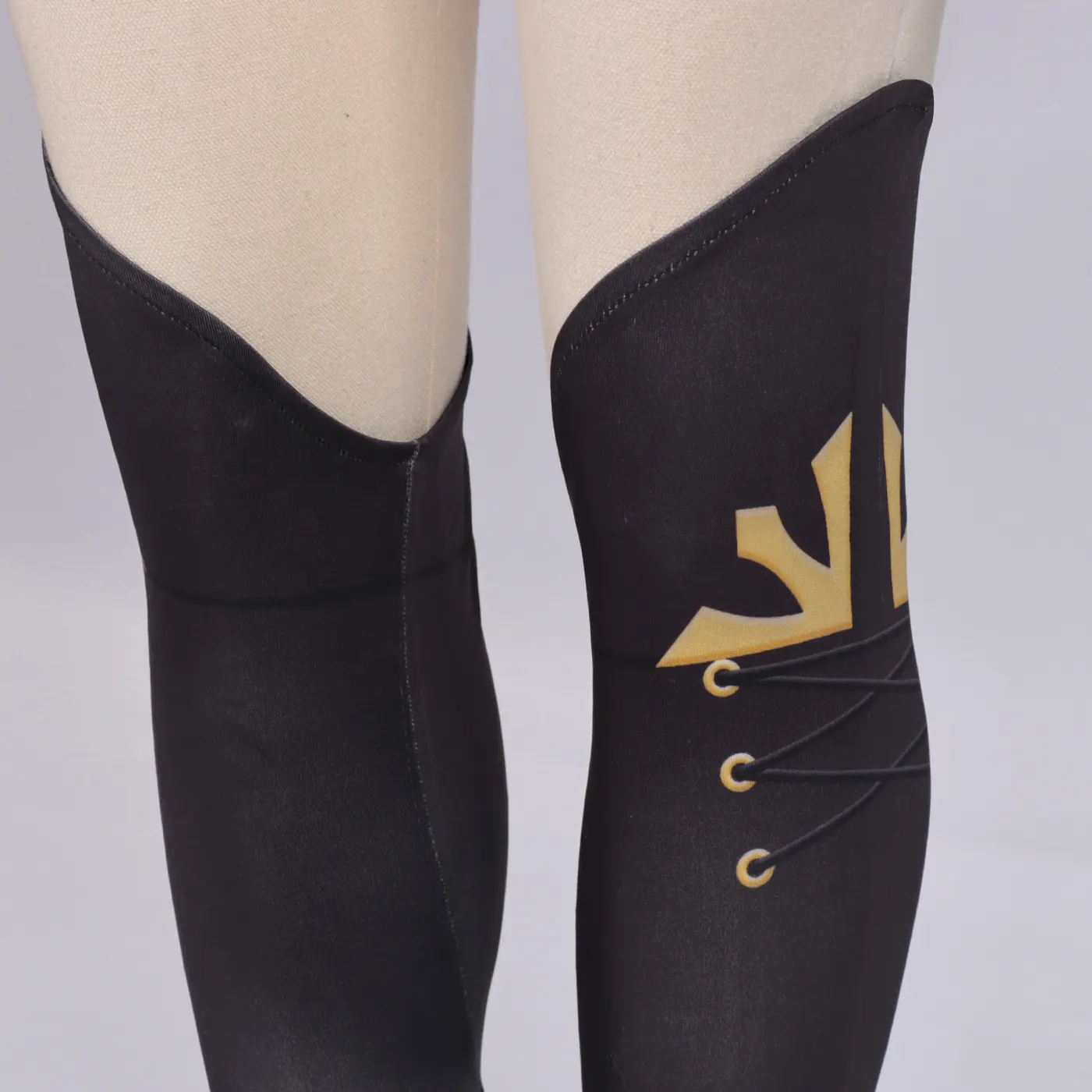 Black Catwoman Cosplay Costume for Adults and Kids detail 7