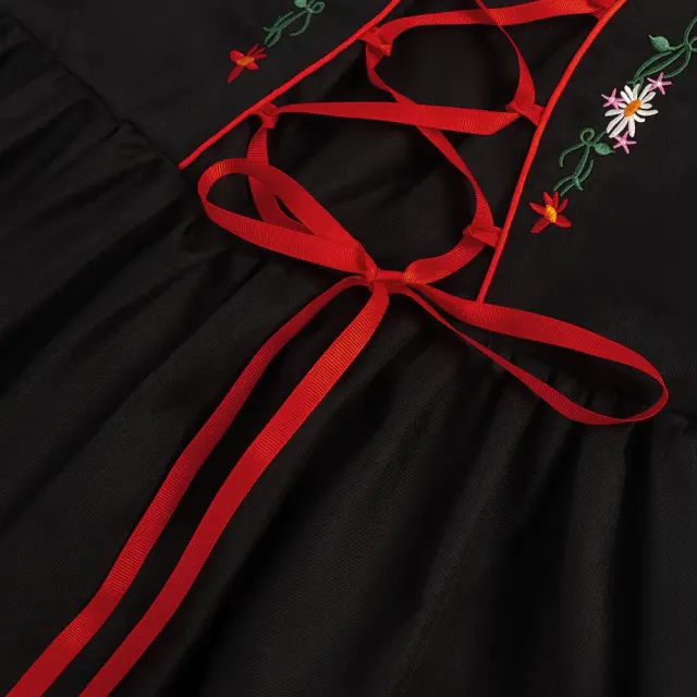 Halloween-Oktoberfest-Bierkleid mit Stickerei als Cosplay-Kostüm Detail 10