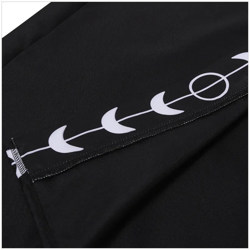 Hooded Printed Halloween Cape for Medieval Renaissance Cosplay detail 3