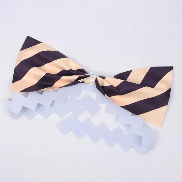 Kaguya Tsukimi Cherry Blossom Off-Shoulder Cosplay Costume detail 20