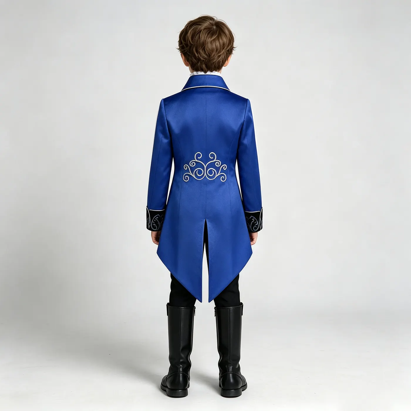 Kids' Renaissance Silver-Trim Tailcoat Cosplay Costume detail 17