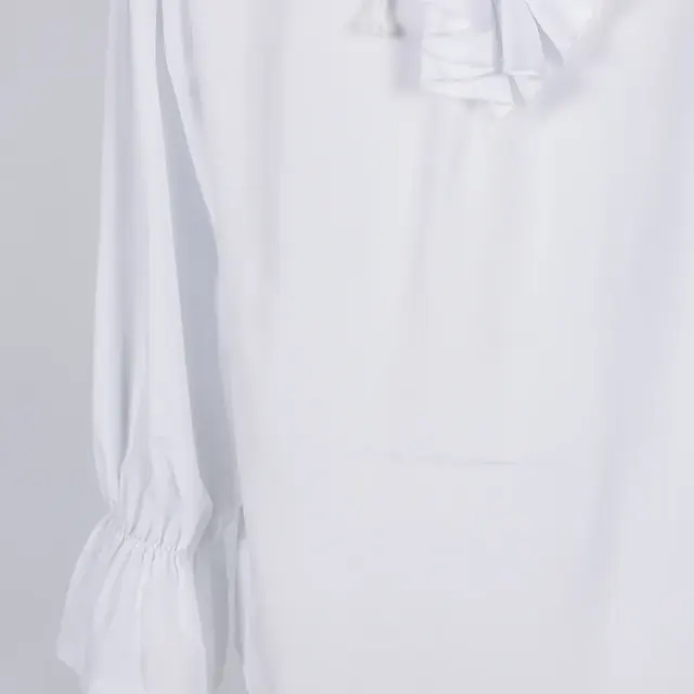Chemise médiévale à manches bouffantes et cordon de serrage pour cosplay et scène détail 14