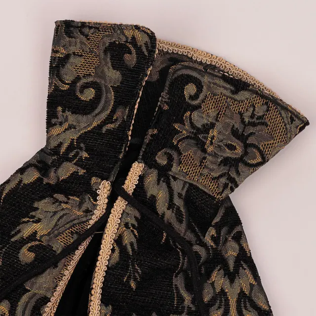 Medieval Renaissance Tudor King Half-Shoulder Cosplay Cape detail 12