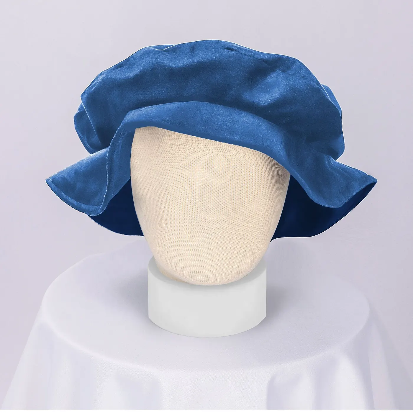 Medieval Tudor Flat-Top Faux Suede Beret Hat detail 8