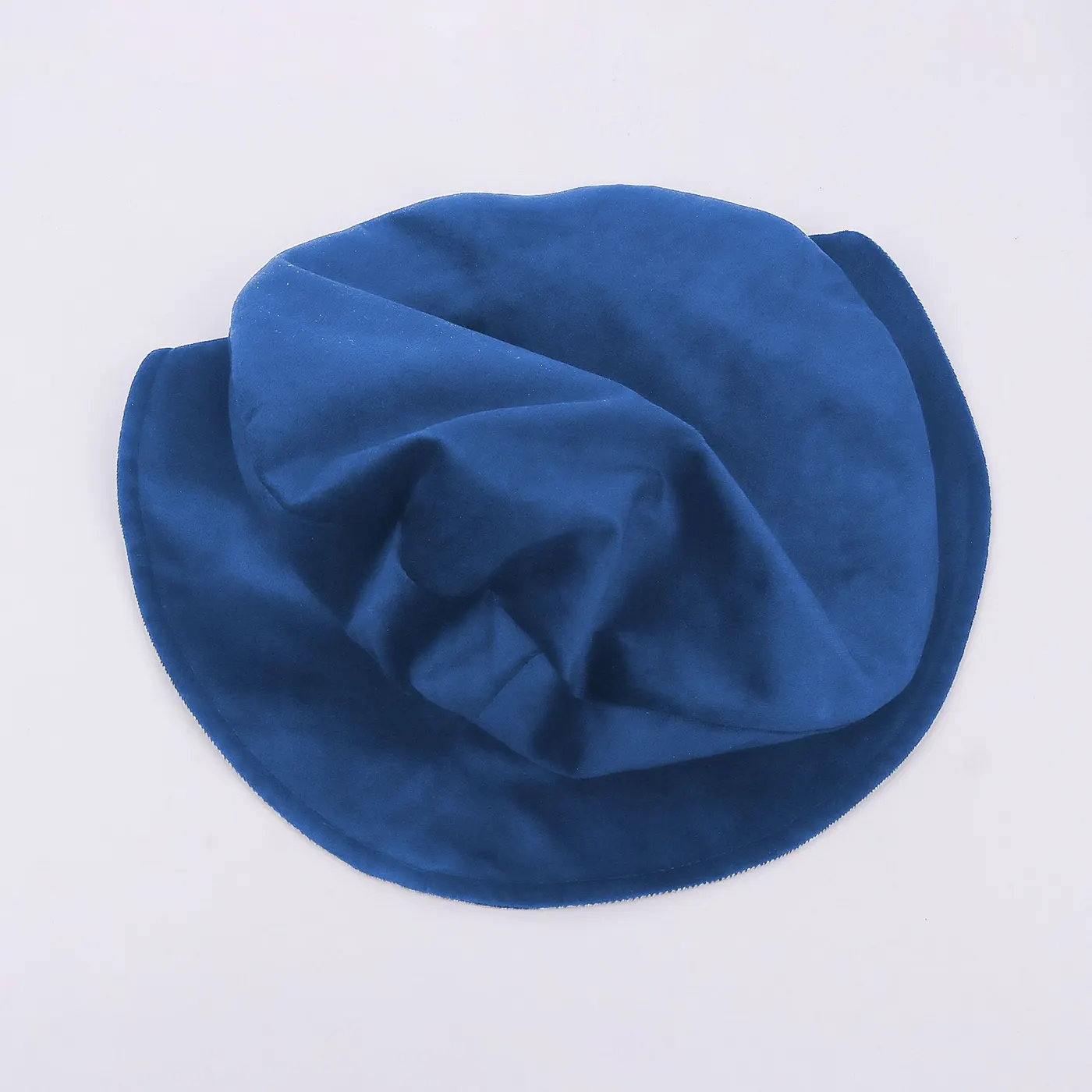 Medieval Tudor Flat-Top Faux Suede Beret Hat detail 11