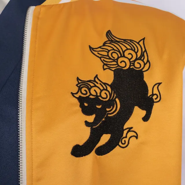 Herren-Anime-Cosplay-Set mit Löwenkopf-Jacke und Hose Detail 4