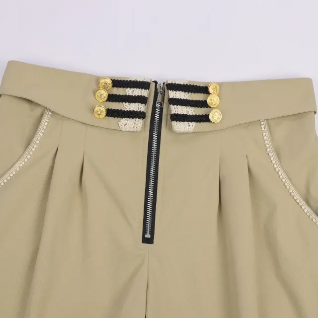Men's Medieval Baroque Gold-Button High-Waist Cosplay Pants detail 4