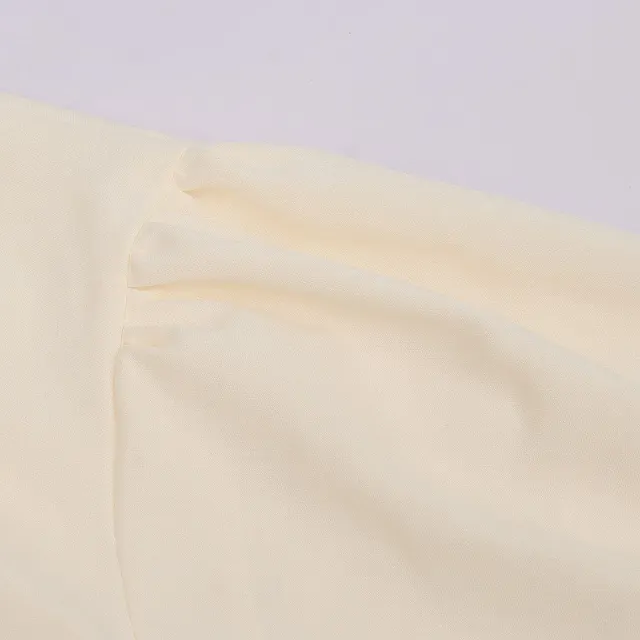 Men's Medieval Lace-Up Puff-Sleeve Pirate Cosplay Shirt detail 6