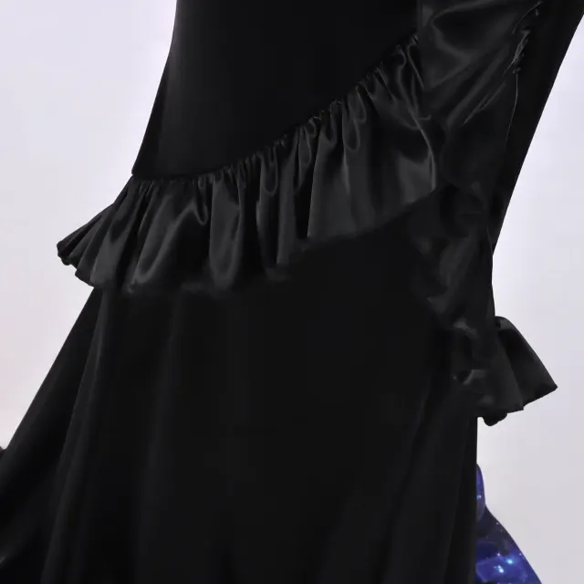 Mute Girl Lady in the Painting Cosplay Costume detail 4