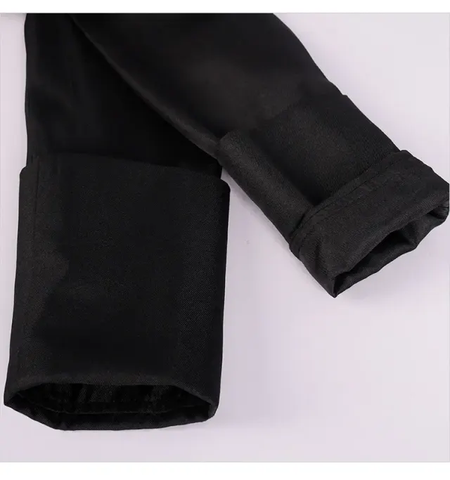 detalle de Disfraz cosplay de capa gótica medieval de manga larga unisex con cruz 9