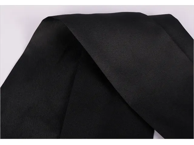 detalle de Disfraz cosplay de capa gótica medieval de manga larga unisex con cruz 12